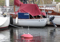 Capona on Knud H. Reimersin 1930-luvun alussa suunnittelema Tumlare. Tämä vene on valmistunut vuonna 1941  ***  Capona is a Tumlare, designed by the Swedish Knud H. Reimers, built in 1941.