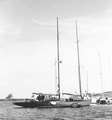 Ylva L 24 vasemmalla ja Filou L 20 Hästön lahti Porkkala 1977