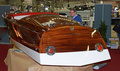 Jaakko Malinen valmisti itselleen 2016 tämän urheiluveneen vanhojen piirustusten mukaan - This boat was built by Jaakko Malinen for himself on basis of old drawings - a harmonic combination of Riva, Chris Craft and other speed boats