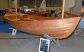 Nordic Craftin kaksimastoinen purjevene.