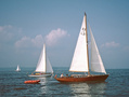 SKERRIES BELLE FIN-21 and Gullkrona-kryssare. Foto: Helsinki 1997