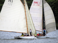 Asagao, left and Ninni, Sk 55 m2, SWE-15